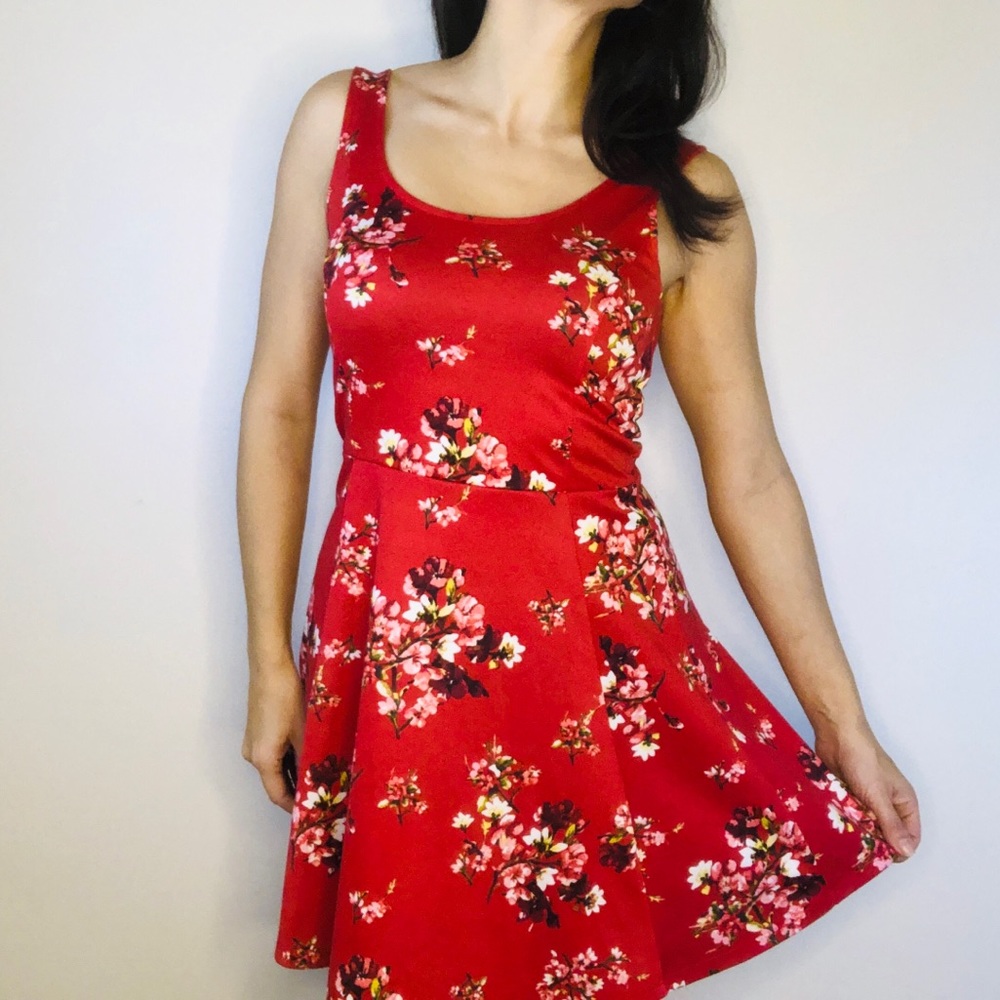 Divided red floral bright color summer dress, S